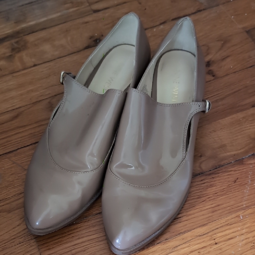 Nine West Tan Flats with Slip-On Design and Pointed Toe